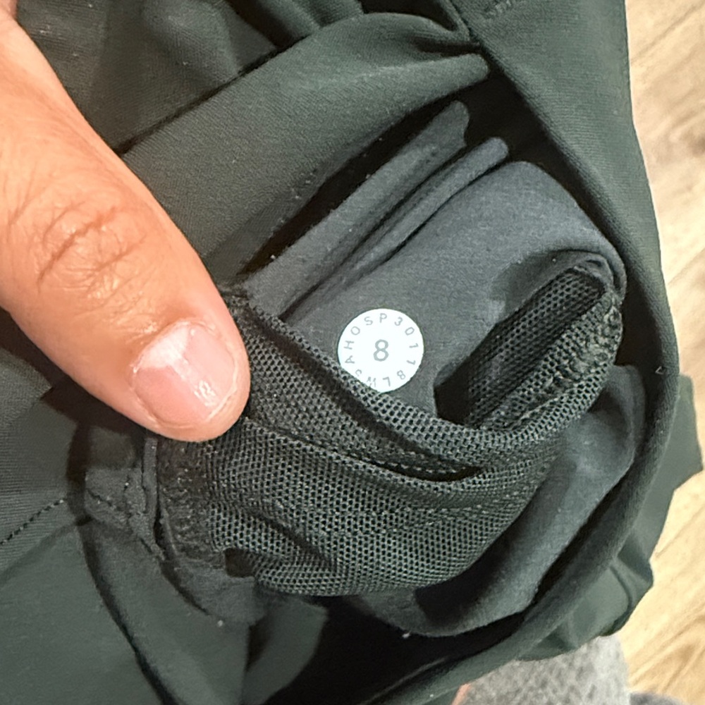 Lululemon On The Fly 8 Dark Olive Green - Picture 5 of 5